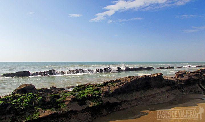 Piscinas naturales en la Playa Pocitas