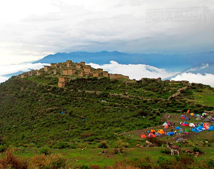 Camping en las faldas de Rúpac