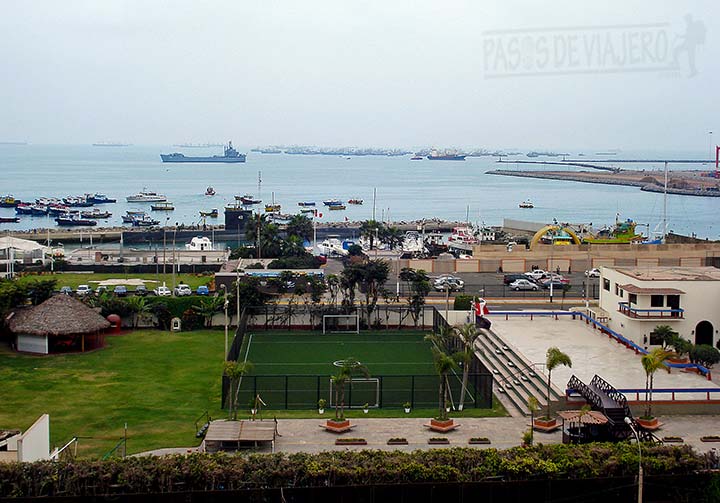 Vista panorámica del mar del Callao